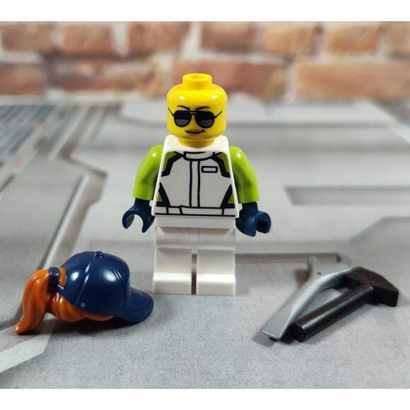 Lego Car Mechanic Girl Woman Minifig with Wrench & Hammer City Set 60322 - Picture 3 of 4